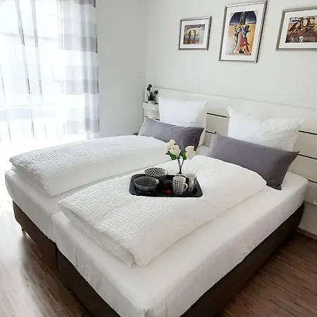 Fewo Comfort Plus * لار